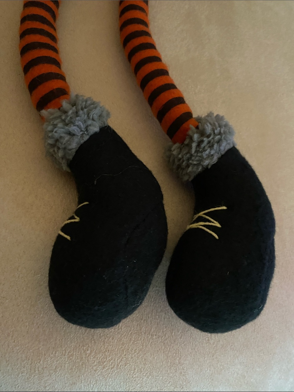 Black Cat Couple Figure Witch Costume Shelf Sitter - Picture 10 of 13